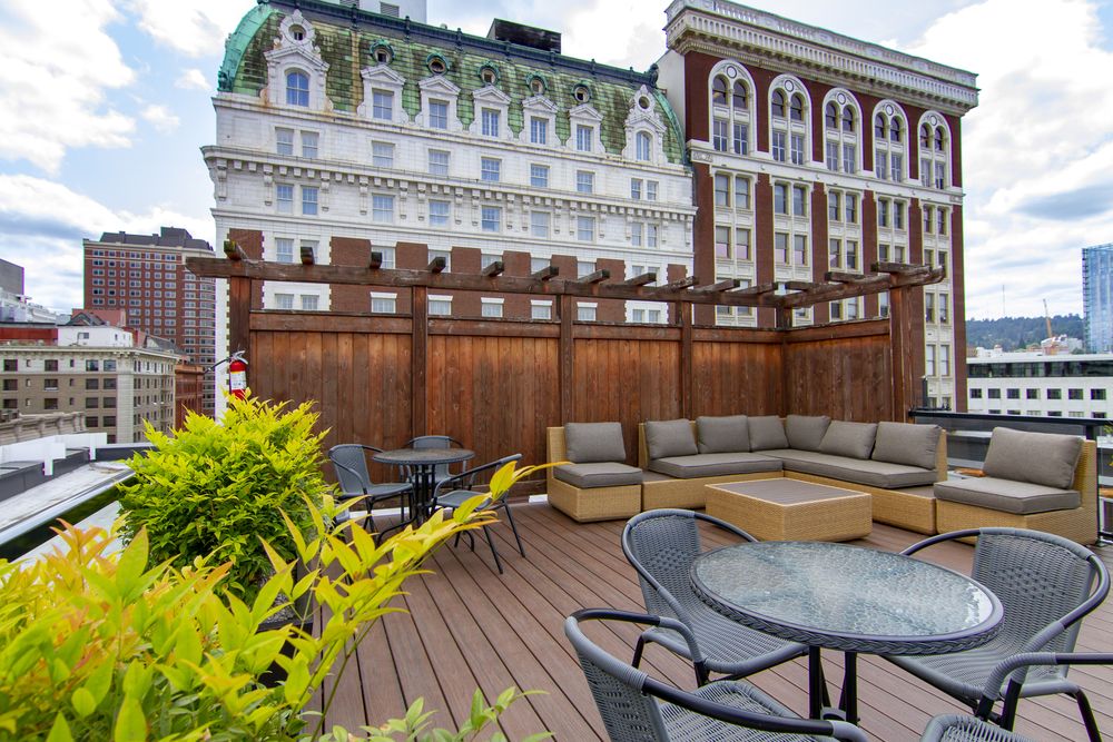 Broadway Commons: 225 SW Broadway, Portland, OR 97205